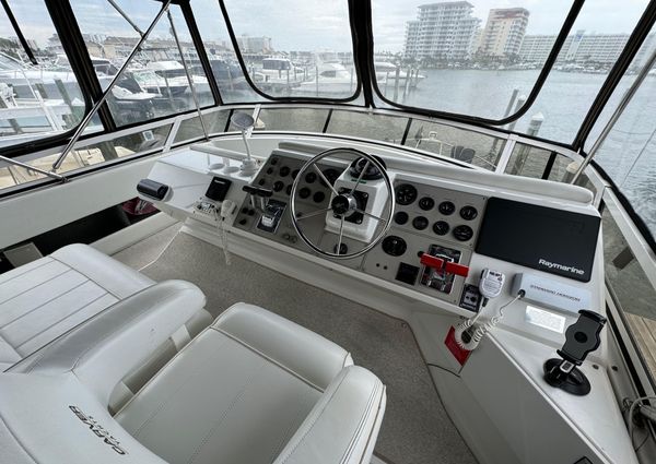 Carver 406-AFT-CABIN-MOTOR-YACHT image