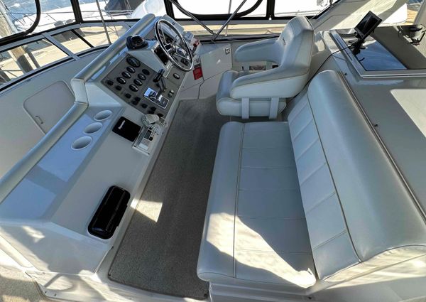 Carver 406-AFT-CABIN-MOTOR-YACHT image