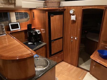 Carver 396 Aft Cabin MY image