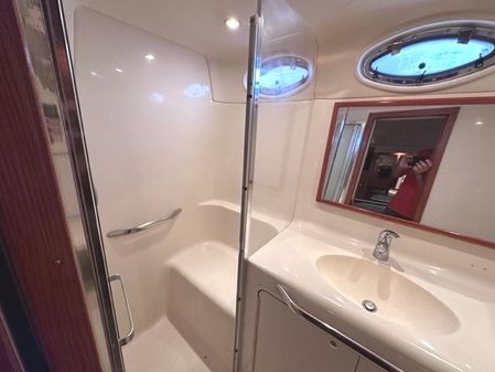 Sea Ray 420 Aft Cabin image