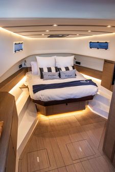 Pardo Yachts 43 image