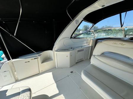 Sea Ray 380 Sundancer image