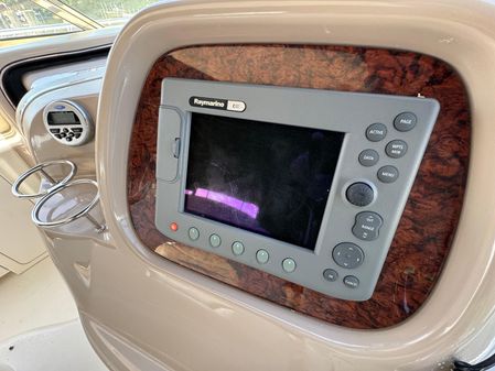 Sea Ray 380 Sundancer image