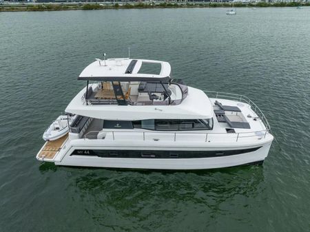 Fountaine Pajot MY6 image