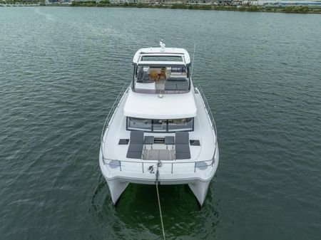 Fountaine Pajot MY6 image