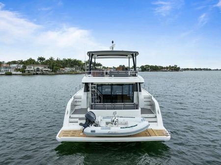 Fountaine Pajot MY6 image