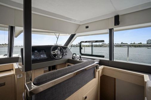 Fountaine Pajot MY6 image