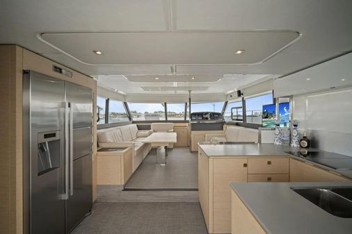 Fountaine Pajot MY6 image