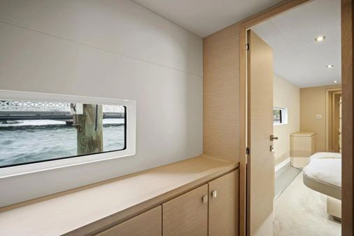 Fountaine Pajot MY6 image