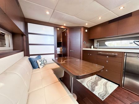 Sea Ray 450 Sundancer image