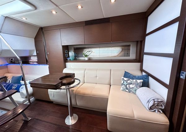 Sea Ray 450 Sundancer image