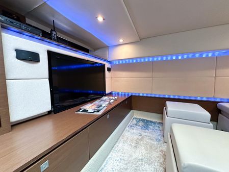 Sea Ray 450 Sundancer image