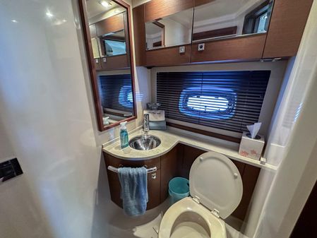 Sea Ray 450 Sundancer image