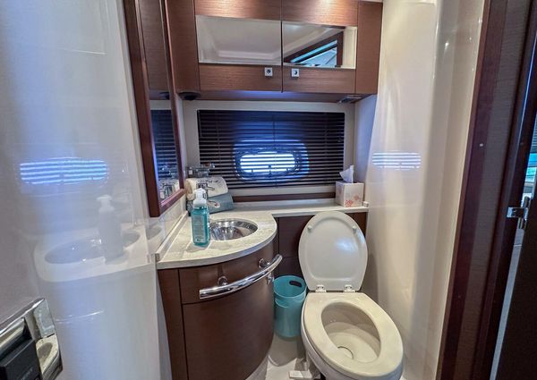 Sea Ray 450 Sundancer image