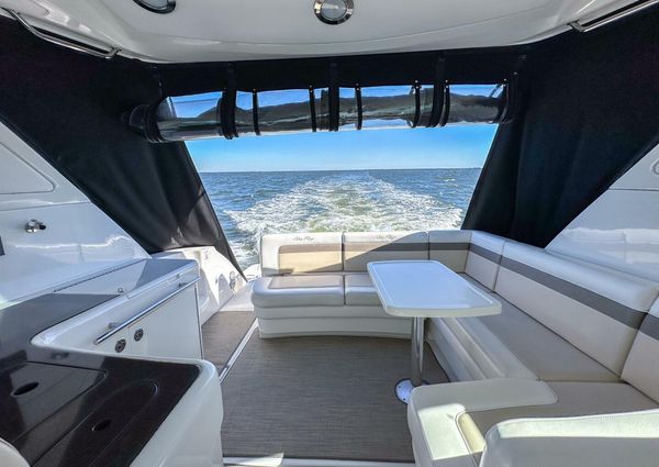 Sea Ray 450 Sundancer image