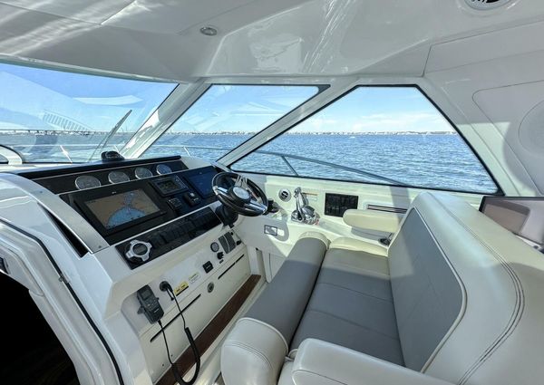 Sea Ray 450 Sundancer image