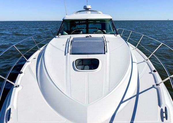 Sea Ray 450 Sundancer image