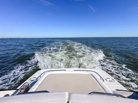 Sea Ray 450 Sundancer image