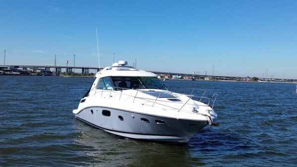 Sea Ray 450 Sundancer image