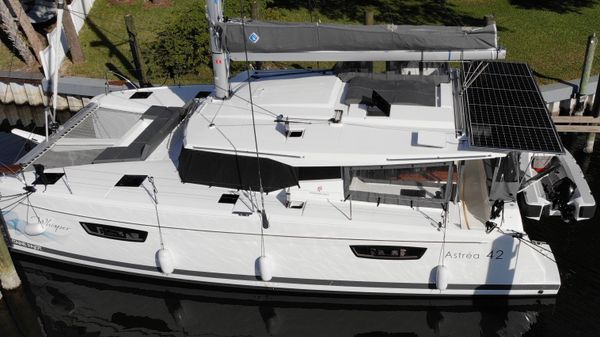 Fountaine Pajot Astrea 42 