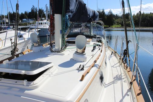 Pacific Seacraft Crealock 34 image