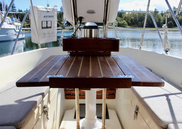 Pacific Seacraft Crealock 34 image