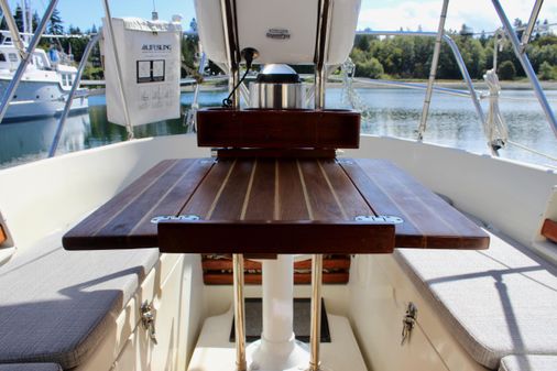 Pacific Seacraft Crealock 34 image