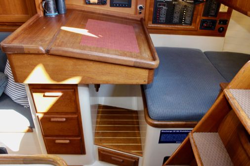 Pacific Seacraft Crealock 34 image