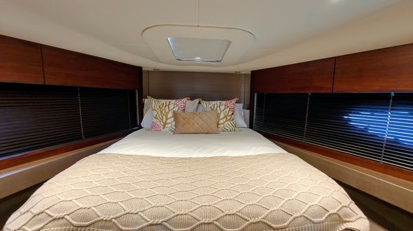 Princess Yachts V48 Open image