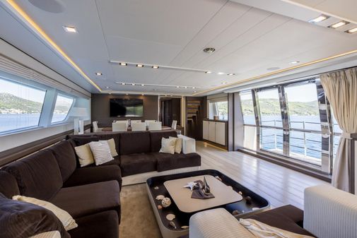 Custom Line Navetta 33 Crescendo image