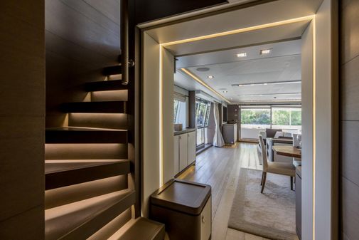 Custom Line Navetta 33 Crescendo image