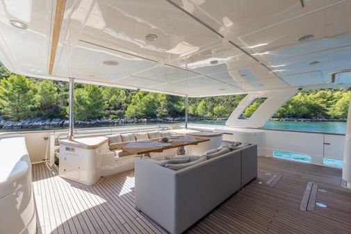 Custom Line Navetta 33 Crescendo image