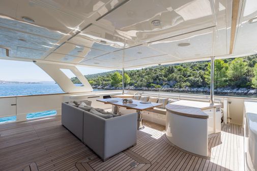 Custom Line Navetta 33 Crescendo image