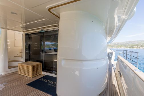 Custom Line Navetta 33 Crescendo image