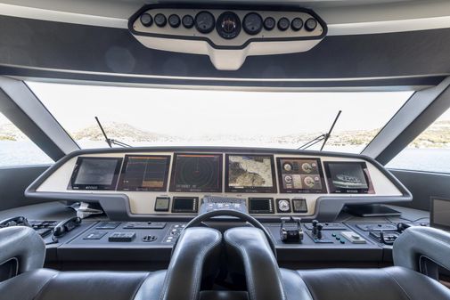 Custom Line Navetta 33 Crescendo image