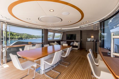 Custom Line Navetta 33 Crescendo image