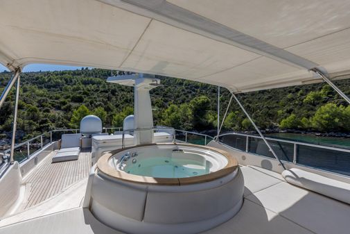 Custom Line Navetta 33 Crescendo image