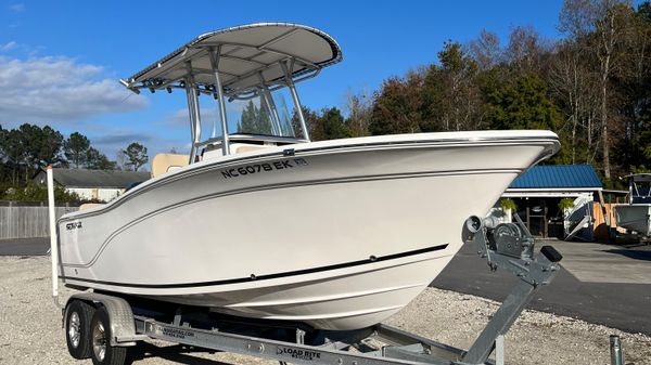 Sea Fox 226 Commander