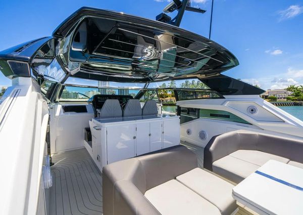 Sunseeker Superhawk 55 image