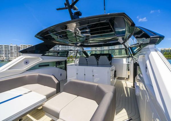 Sunseeker Superhawk 55 image