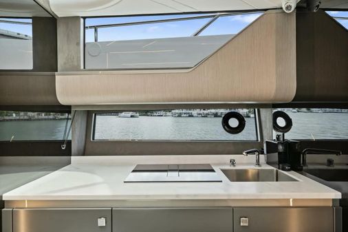 Sunseeker Superhawk 55 image