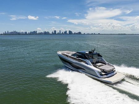 Sunseeker Superhawk 55 image