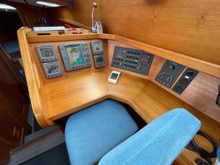 Nauticat 321-PILOTHOUSE image