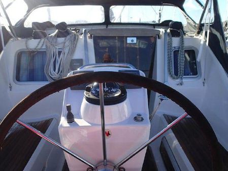 Nauticat 321-PILOTHOUSE image