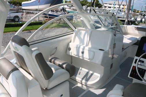 World Cat 255DC image