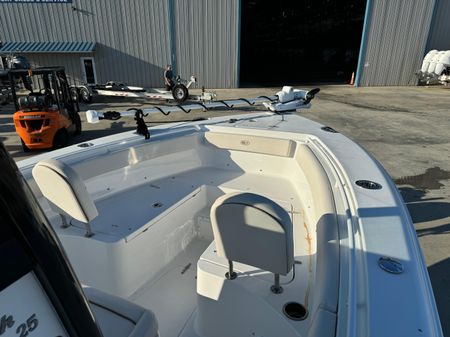 Sea Hunt Gamefish 25 image