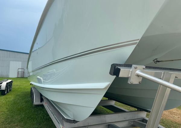 Twin Vee 340 GFX CC image