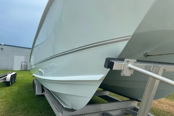 Twin Vee 340 GFX CC image