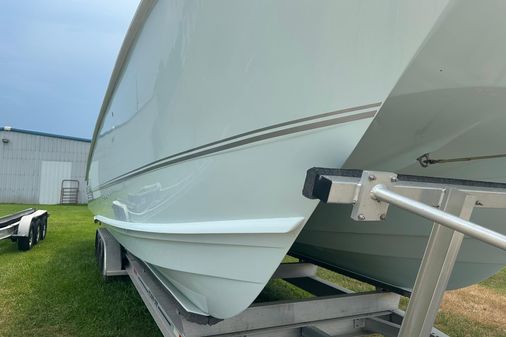 Twin Vee 340 GFX CC image