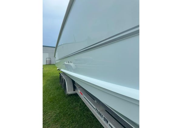 Twin Vee 340 GFX CC image